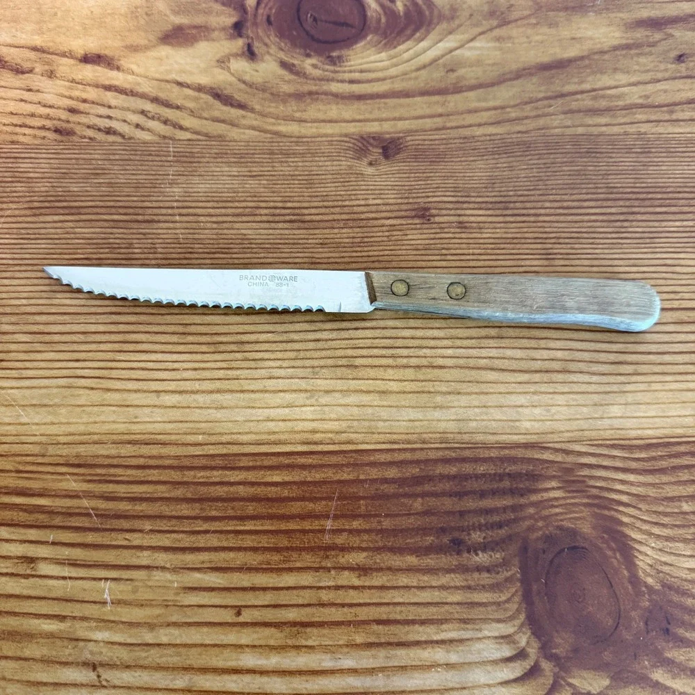 Brandware Serrated‎ Steak Knife Wood Handle 881 Vintage Cutlery
